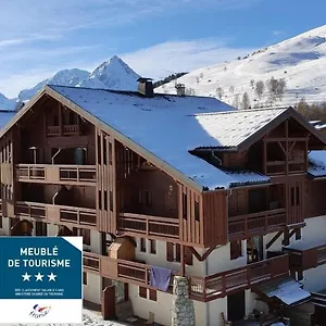 T2 Meuble Tourisme 3 Etoiles, Pied Des Pistes-parking Prive Avec Balcon Et Superbe Vue Apartment